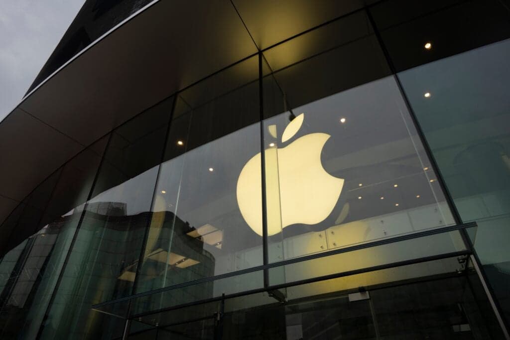 Tribunal indio ordena a Apple cooperar en investigación antimonopolio del App Store