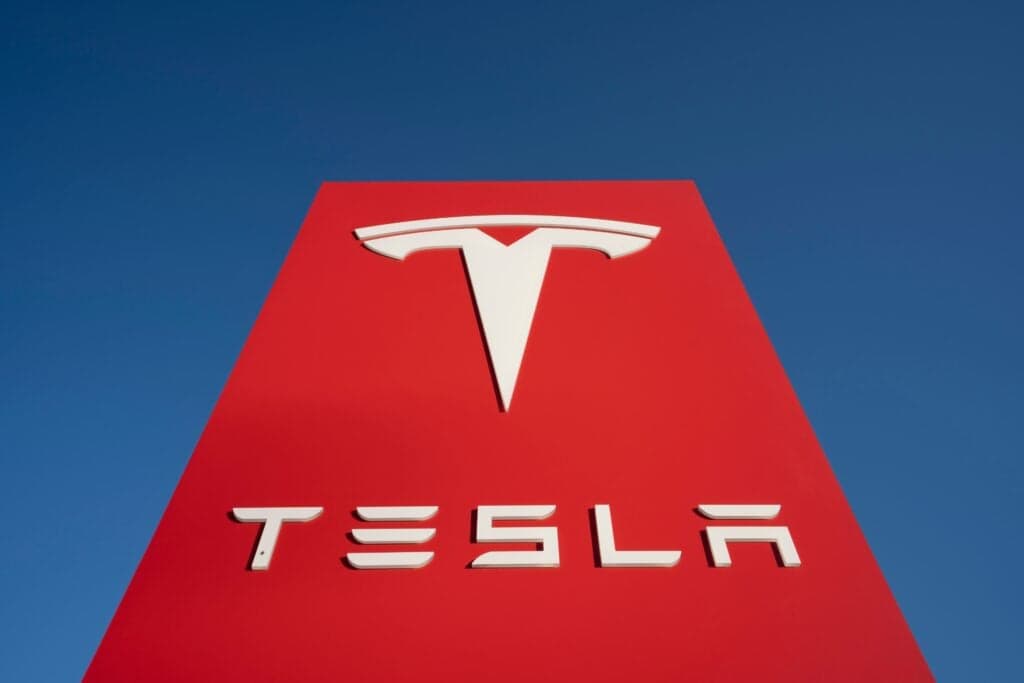 Tesla lleva su sistema FSD a China tras años de incertidumbre regulatoria