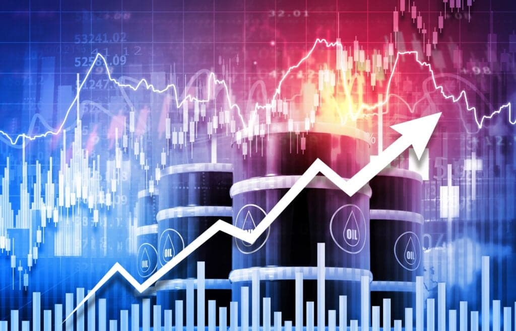 Nasdaq 100 retrocede pese a resultados récord de NVDA; el petróleo vuelve a US$100