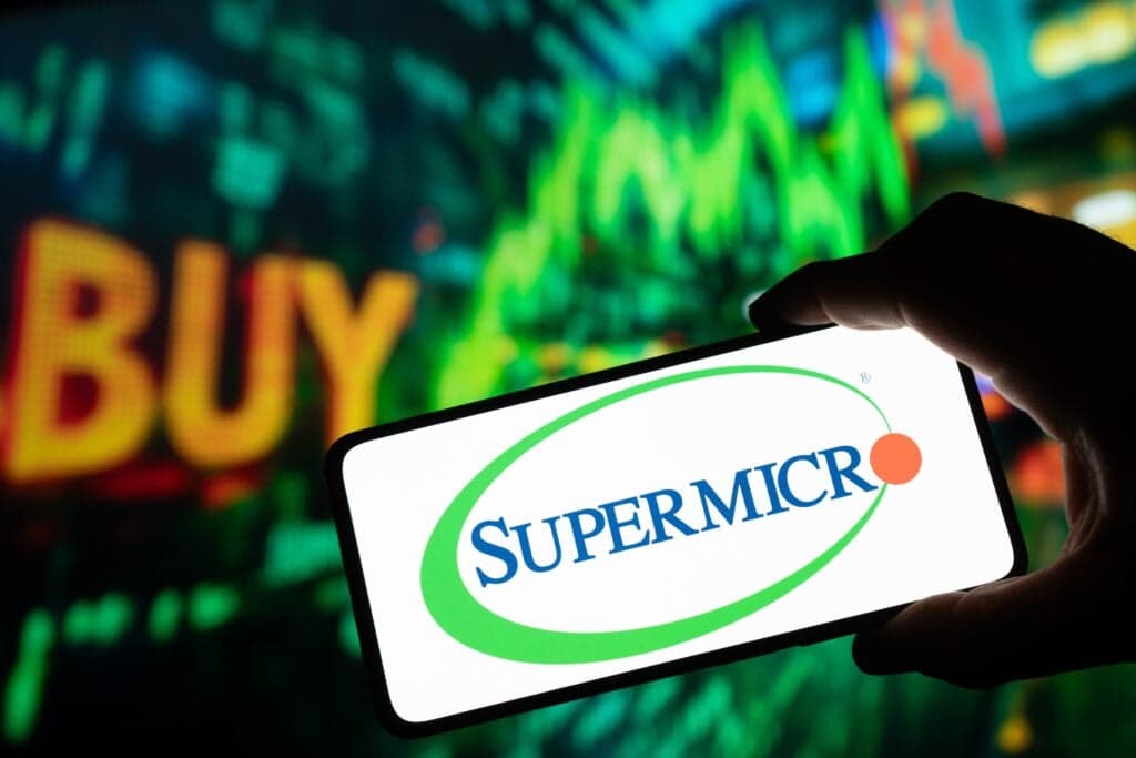 Supermicro sube tras anunciar alianza de infraestructura IA en Europa