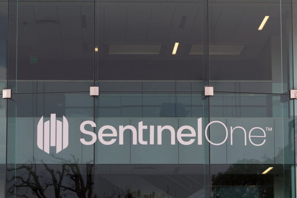 SentinelOne se desploma 16% tras resultados mixtos del primer trimestre
