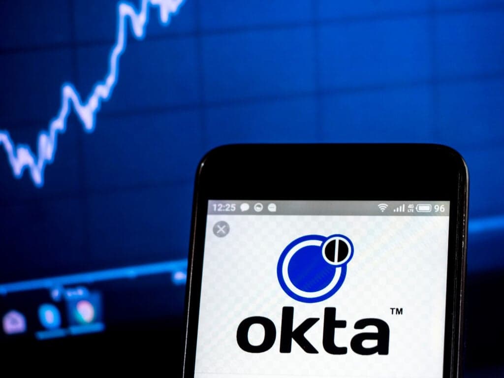 Acciones de OKTA suben casi 10% tras superar estimados del Q1