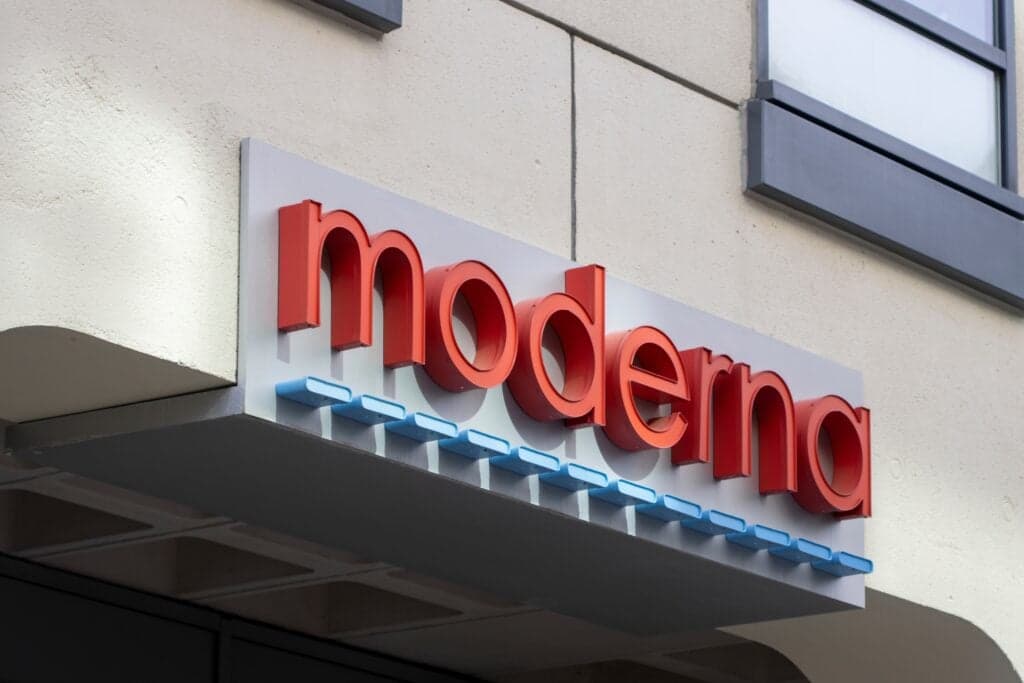 Moderna presenta datos positivos a 5 años de su vacuna contra el cáncer, pero MRNA cae