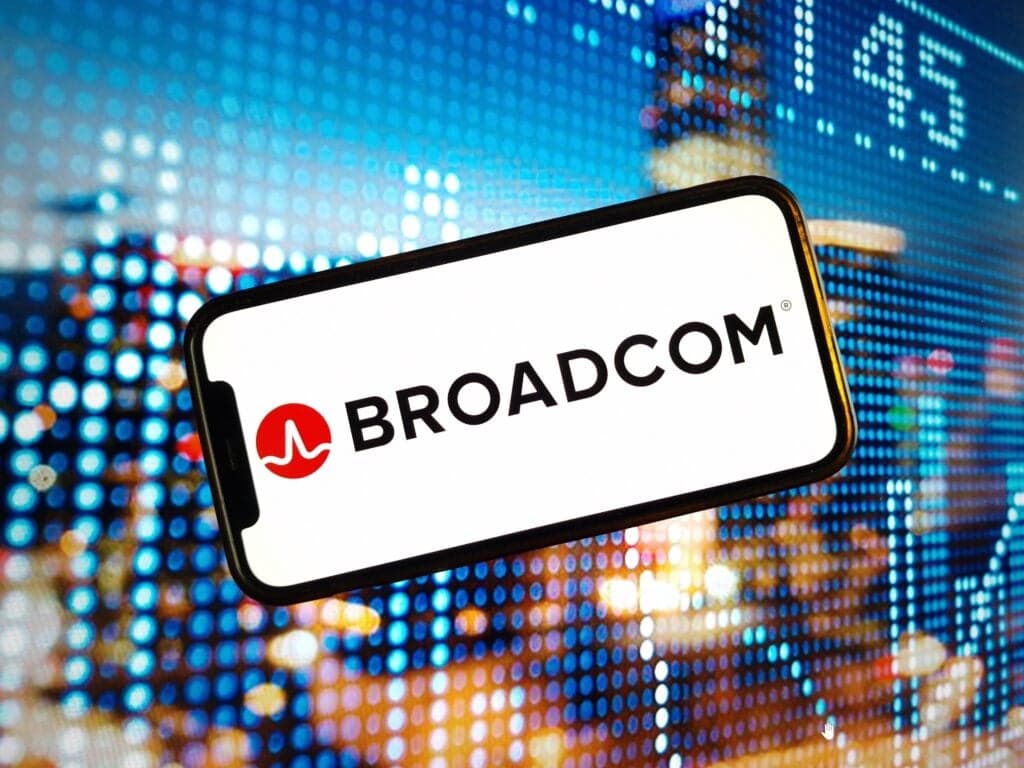 Broadcom proyecta US$100.000 millones en IA para 2027, pero Wall Street duda