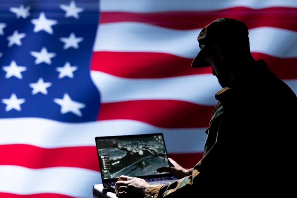 Tres small caps de tecnología de defensa con contratos reales del Pentágono
