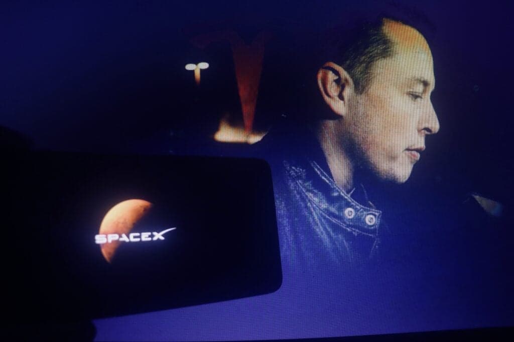 SpaceX debuta en bolsa con el mayor IPO de la historia y la inflación marca máximos de tres años