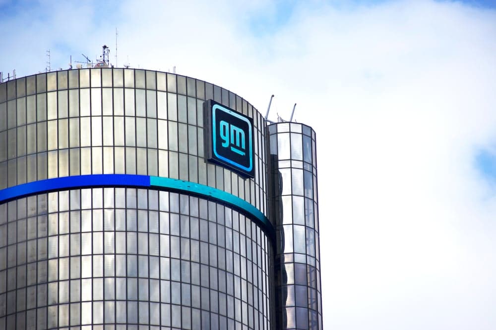 General Motors negocia con Lockheed Martin para fabricar componentes de armamento