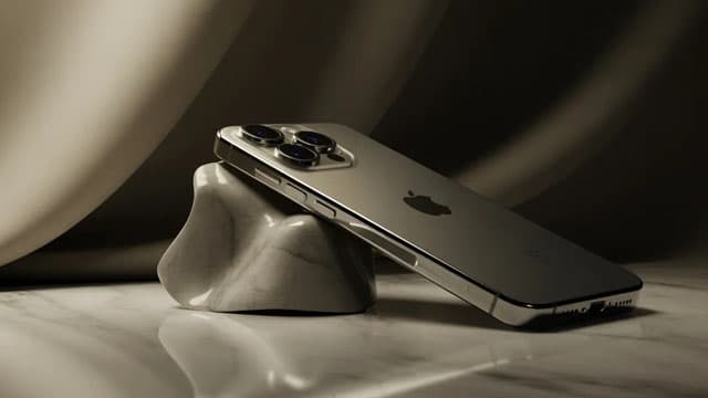 Apple cae 7,3% ante advertencias de problemas en su cadena de suministro