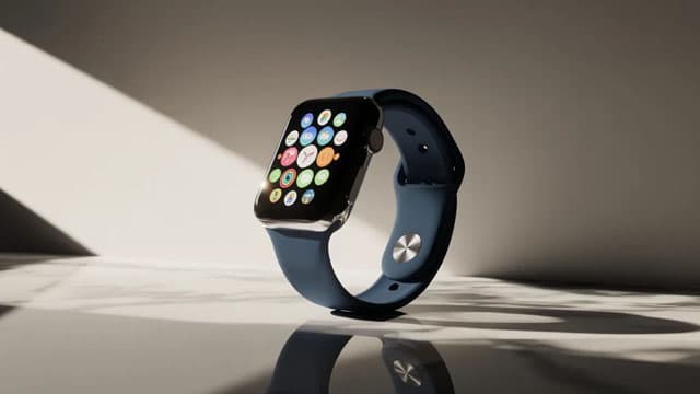 Acción de Apple cae y borra US$220.000 millones tras presentar la IA de Siri