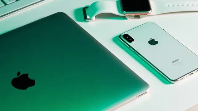 Apple prepara una Siri renovada con borrado automático de conversaciones