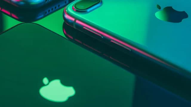 Confianza del consumidor mejora y AAPL busca proveedores chinos para reducir costos