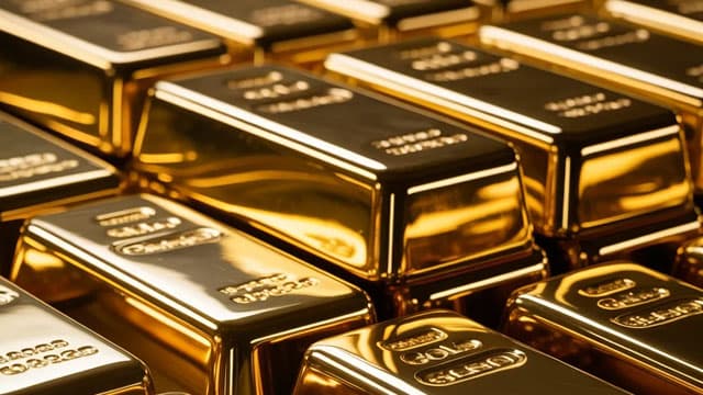 El oro rompe soporte de 50 días ante el rebote del petróleo y presión inflacionaria