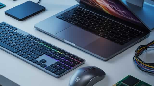 Intel repunta 15% tras acuerdo de chips con Apple; analistas advierten sobre Cisco