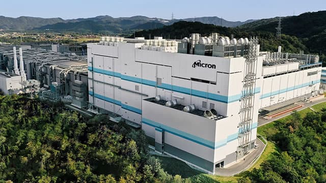 Acciones de Micron suben hacia máximo histórico impulsadas por Apple