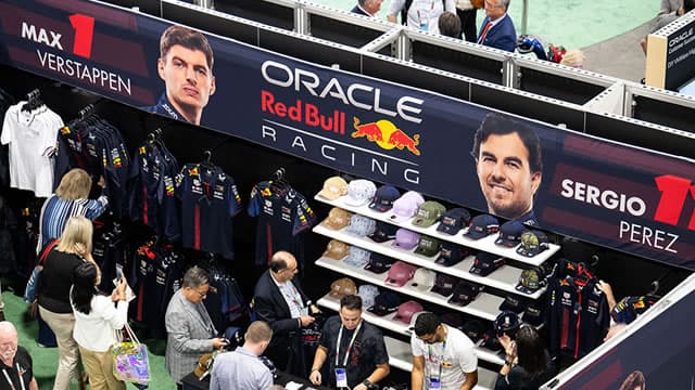 Acciones de Oracle caen más de 6% tras invocar 'fuerza mayor' en proyecto de centro de datos
