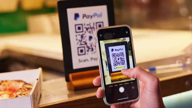 PayPal se desploma 11% tras el fracaso de negociaciones de adquisición con Advent y Stripe