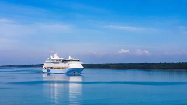 Royal Caribbean sube 22% tras acuerdo con Sandals Resorts